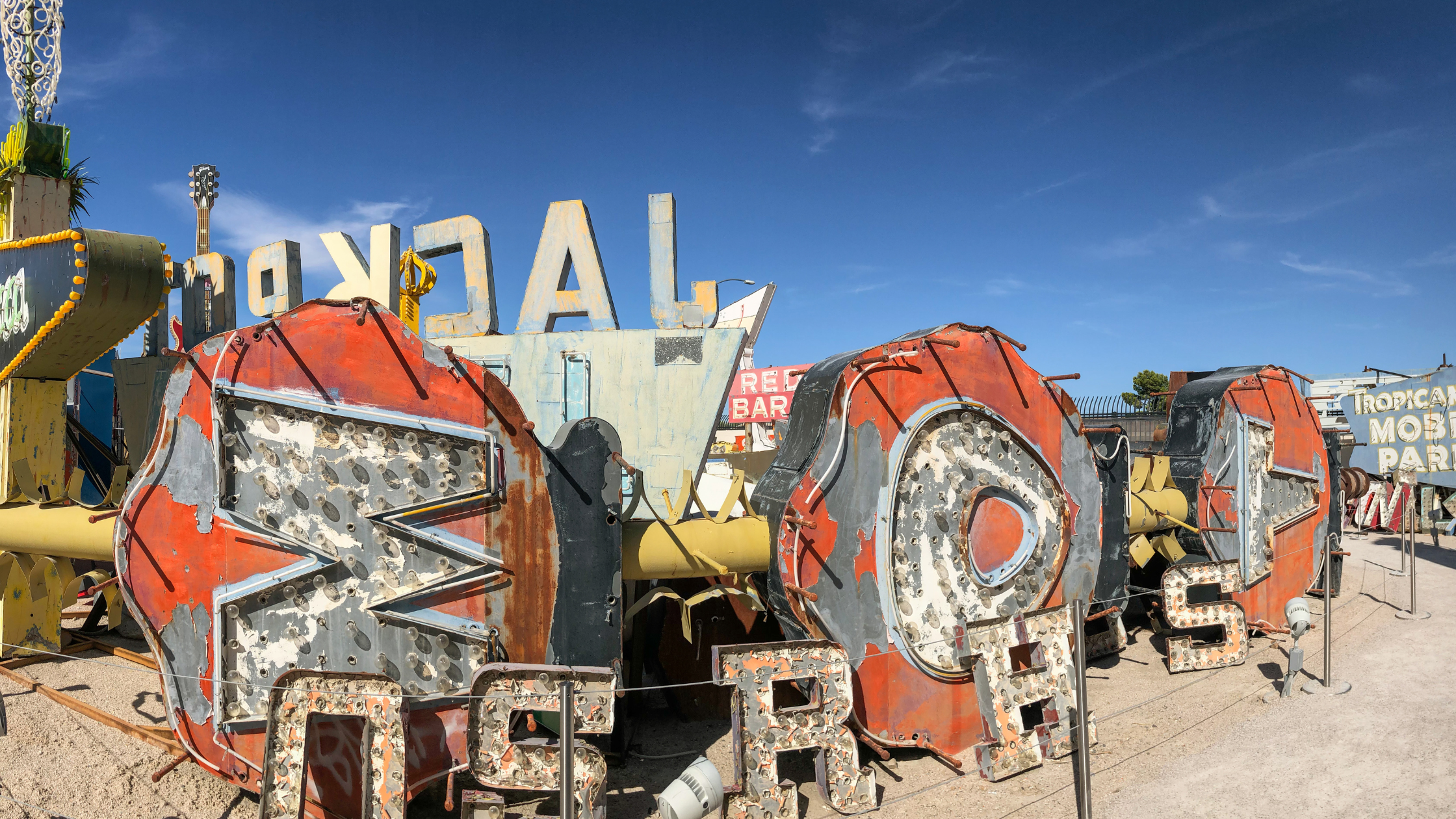 3 Hidden Gems You Must See in Las Vegas (And How to Get There in Style)