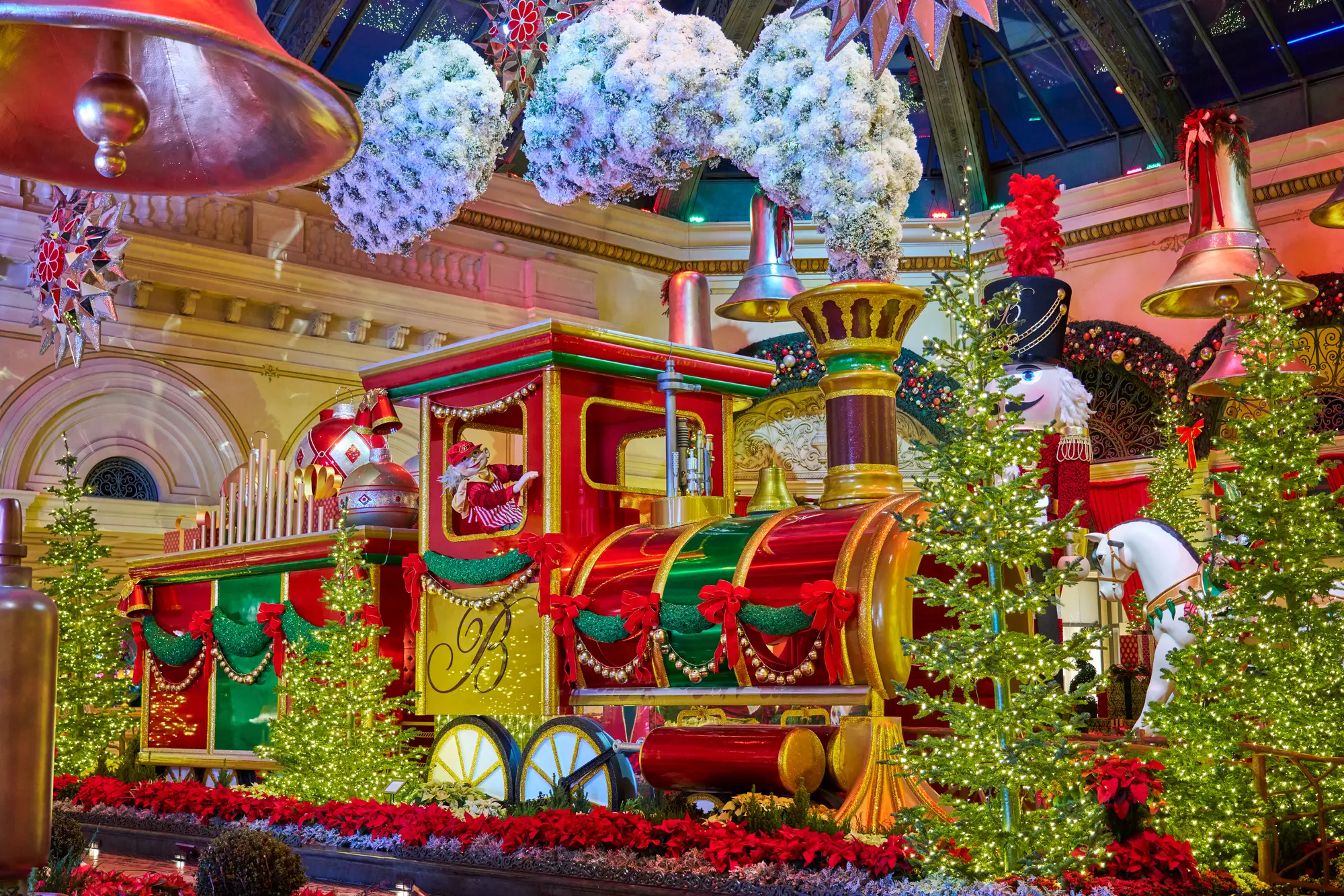 December in Las Vegas: Top Events, Holiday Magic & Must-See Experiences